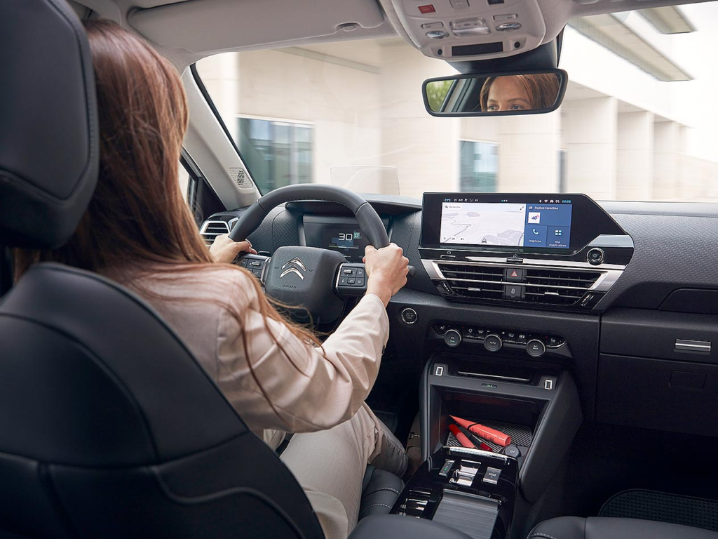 Citroën ë-C4 X 54kWh interior