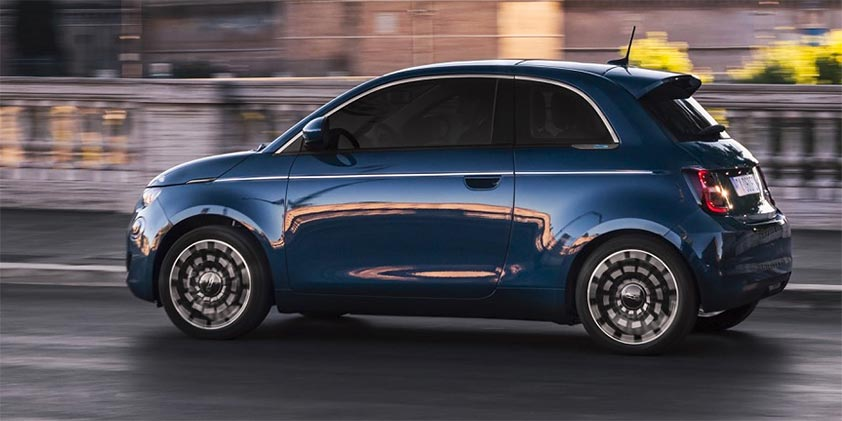 Fiat 500 42kWh side