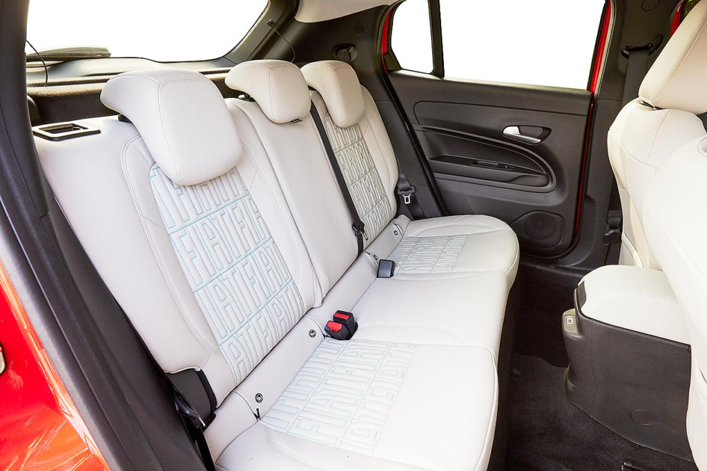 Fiat 600e interior