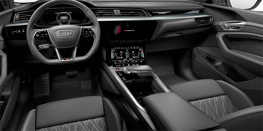 Audi e-tron S Sportback interior