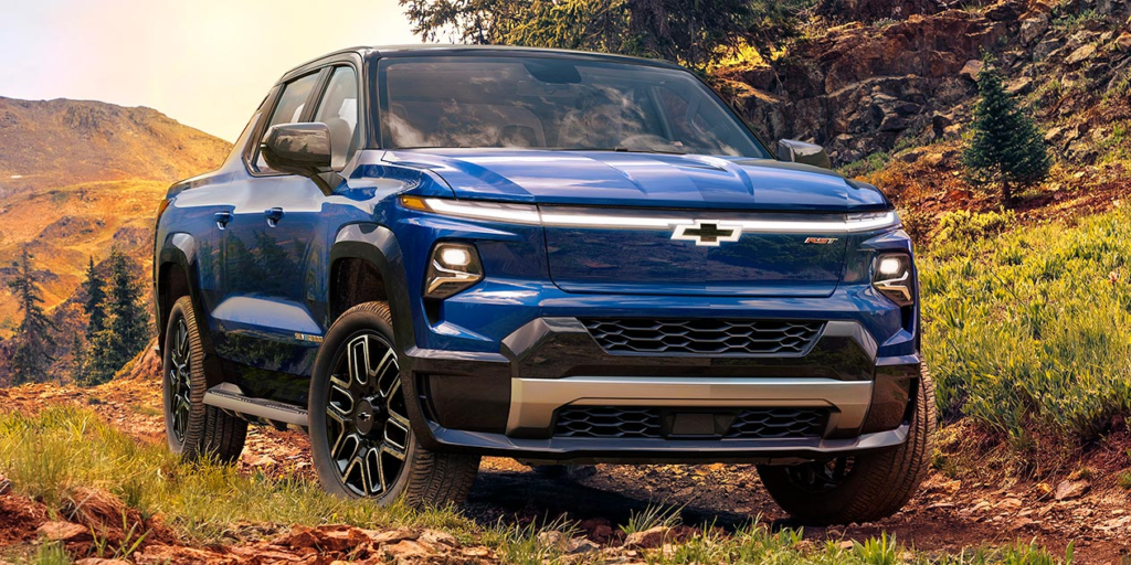 Chevrolet Silverado EV RST front